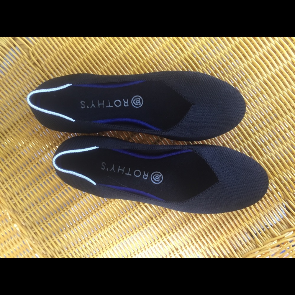 Rothy’s Black Flat- EUC